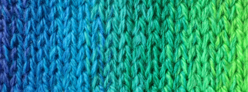 blue-to-green-merino-2ply-yarnc500